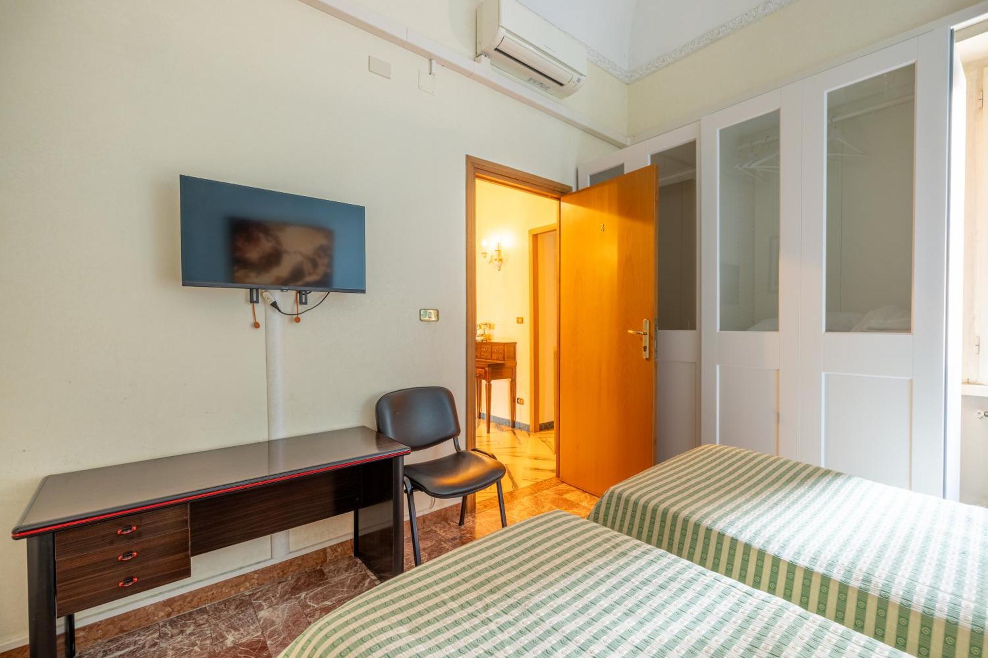 House Montebello * Rome